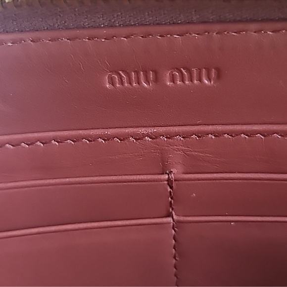 Miu Miu Zip Around Wallet Croc Embossed Leather Vintage With Box - Picture 5 of 16